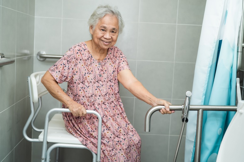 asian-senior-woman-patient-use-toilet-bathroom-han-2023-01-30-01-50-42-utc.jpg